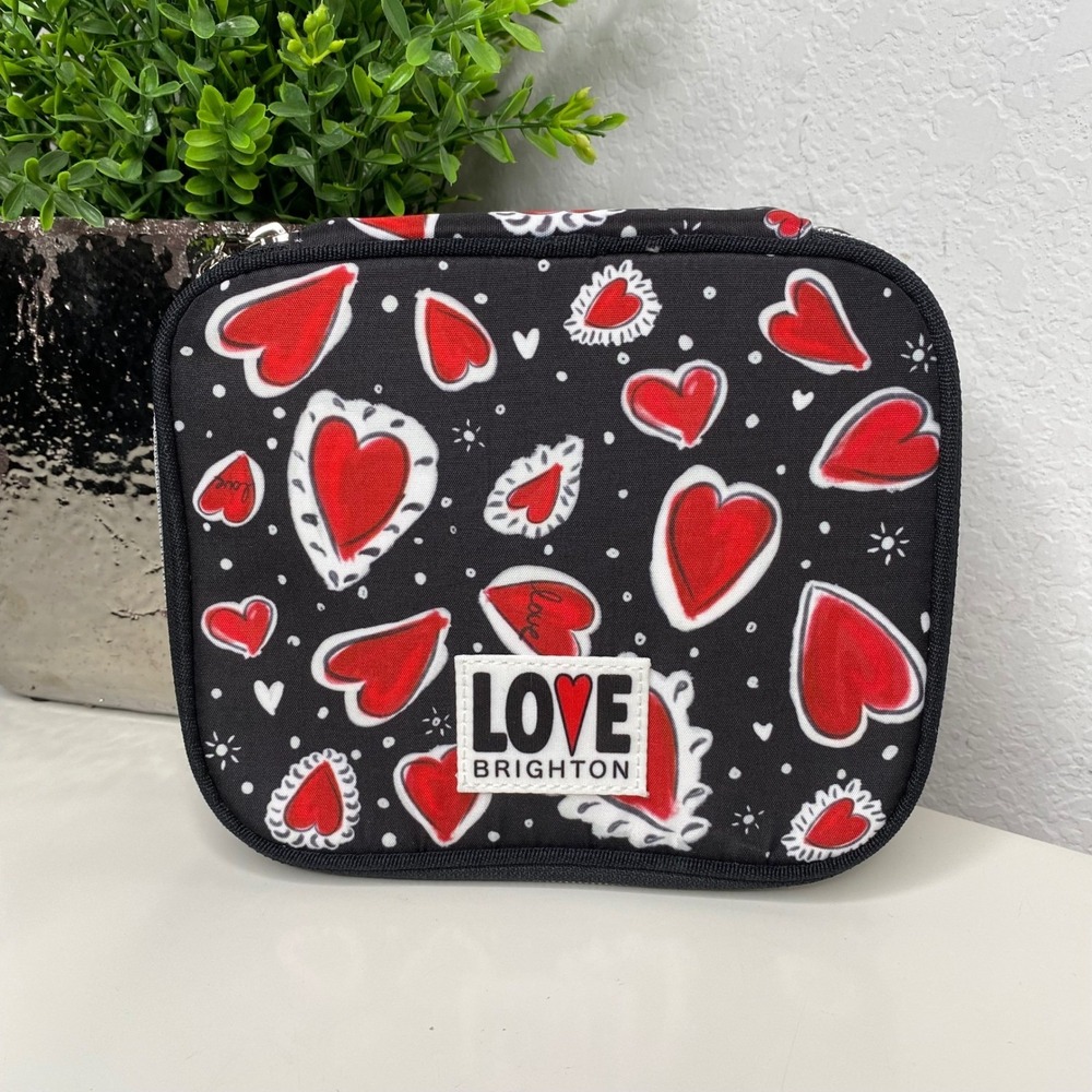 Love Brighton Hearts A Flutter Jewelry Case‎ Travel Bag Black Red